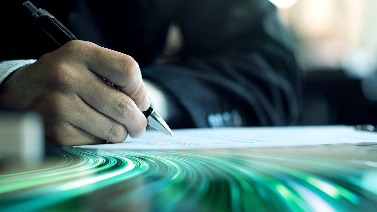 Ways smart agents transform quoting in Salesforce Revenue Cloud.